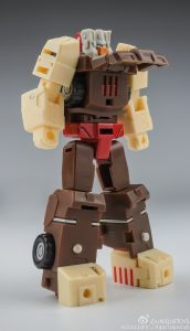 Unique Toys Heads On In To Legends Class Figure Arena With Unofficial Weirdwolf & Chromedome 07__scaled_800